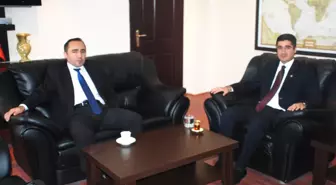 Lice Kaymakamı Özbek'ten Hani Kaymakamı Şanlı'ya Nezaket Ziyareti
