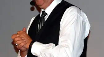 Renan Bilek'ten Tek Kişilik Oyun