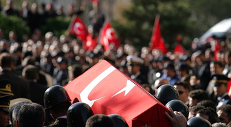 Siirt'te Askeri Helikopter Düştü: 17 Asker Şehit (6)