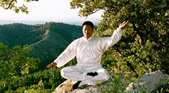 Antalya'da 'Qi Gong' Eğitimi Verildi