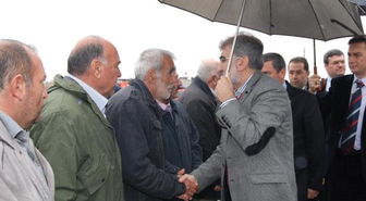 Bakan Yıldız, Şehit Ailesine Taziye Ziyaretinde Bulundu (2)