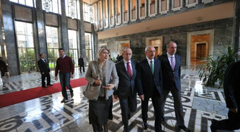 Kılıçdaroğlu : Şehitlerin Sırtına Binerek Bu Ülkede Cumhurbaşkanı Olamazsın