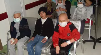 Onkoloji Hastanesinde 'Umuda Yolculuk'