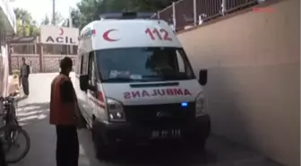 Adıyaman Okul Çıkışında Motosiklet Çarptı Okul Çıkışında Motosiklet Çarptı