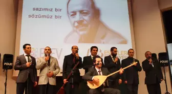 Neşet Ertaş Türküleriyle Anıldı Esenler Belediyesi Tarafından Türk Halk Müziğinin Ölümsüz İsmi...