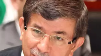 Dışişleri Bakanı Davutoğlu Cibuti'de