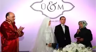 Emine Erdoğan, Milletvekili Mehmet Muş'un Nikah Şahitliğini Yaptı