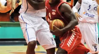 Antalya Büyükşehir Belediyespor-Erdemirspor: 74-75