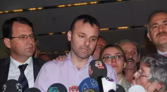 Gazeteci Cüneyt Ünal Türkiye'de