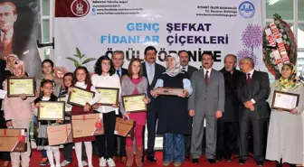 Genç Fidanlar ve Şefkat Çiçekleri'ne Ödülleri Verildi