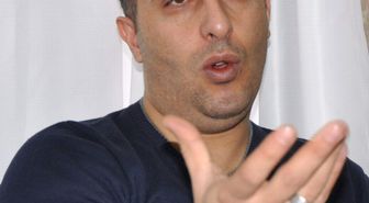 Atatürk Üniversitesi Edebiyat Fakültesi Tarih Bölümü Öğretim Görevlisi Yrd.Doç.Dr.savaş Eğilmez...