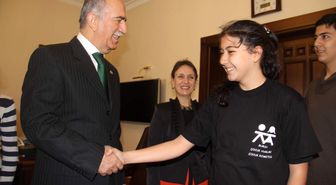 Çocuklar Dünyada Savaş İstemiyor