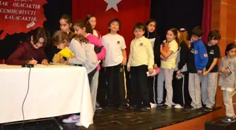 Avrupa Koleji'nde Kitap Buluşması