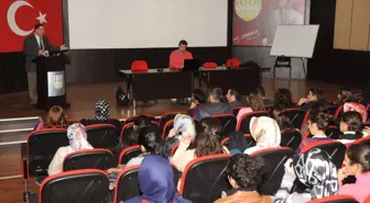 Karabük Üniversitesi'nde 'Taraftar Olgusu' Konferansı