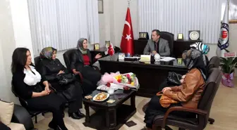 AK Parti Kadın Kolları Öğretmenler Günü'nü Kutladı