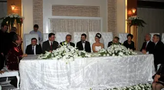 Deniz Baykal, Nikah Şahidi Oldu