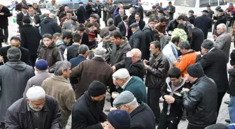 Yerköy'de Vatandaşlara Aşure İkram Edildi