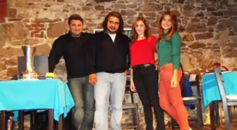 Ayvalık'ta 'Kahvede Şenlik Var'