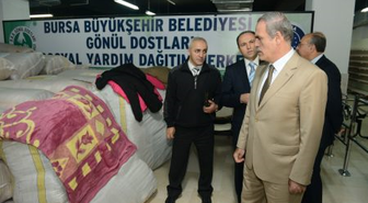 Büyükşehir'den Suriyeli Mültecilere Yardım Eli