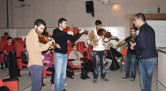 Roman Gençlere Konservatuarın Kapıları Açıldı