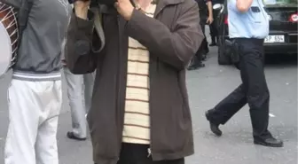 Yerel Televizyon Kameramanına Saldırı