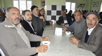 Akhisar Cemevi'nden Geleneksel Aşure Hayrı