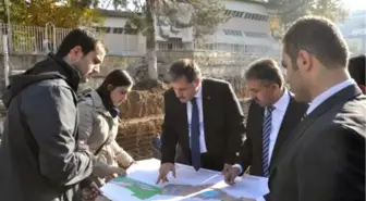 Kernek Meydan Düzenleme Çalışmaları Devam Ediyor