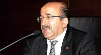 'Muhaliflerin Amacı Üzüm Yemek Değil Bağcıyı Dövmek'