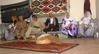 Yüksekova'da Dengbejler Gecesi