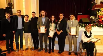 Galatasaray Lisesi 1962 Mezunları Madalya ve Beratlarını Aldı