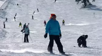 Erciyes'te Kayak Keyfi Başladı
