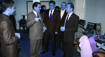 Öğrenciler Protokole Kitap Okuttu