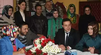 12.12.2012'de, 12 Şahitle Nikah Kıydırdılar