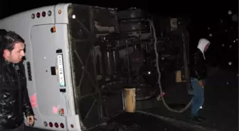 Hayrabolu'da Yolcu Midibüsü Devrildi,12 Yaralı