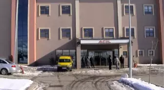 Karlıova'da Muhtarlardan Doktor Yokluğuna Tepki