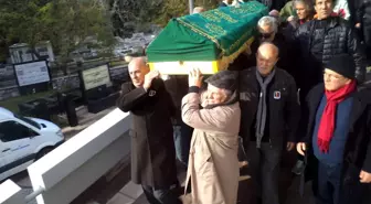 Tiyatro Sanatçısı Mücap Ofluoğlu Son Yolculuğuna Uğurlandı
