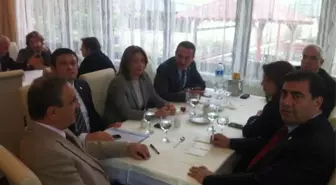 AK Parti İzmir Vekilleri Her Ay TBMM'de Ortak Toplantı Yapacak
