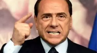 Berlusconi'den Sürpriz Çıkış