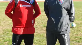 Didim Belediyespor'da Özdemir ve Yıldız Antrenörlük Belgelerini Aldı