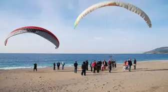 Gazipaşa, Yamaç Paraşütüne 'Merhaba' Dedi
