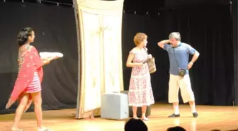 İsim Şehir Hayvan İzmir'de Sevenleriyle Buluştu