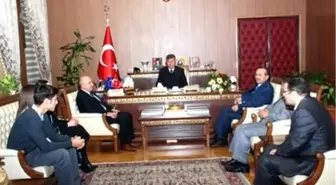 'Öğretmenlik Onurlu Meslek'