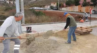 Güzelbahçe'de Yol Çalışmaları Hızla Devam Ediyor