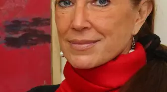 Nermin Bezmen İzmirliler İçin Okudu