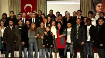 Özbek Öğrenciler Özbekistan'ı Anlattı