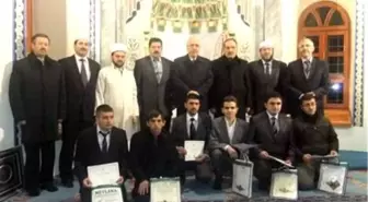 Bölge Yatılı Kur'an Kursu'nda 6 Hafız Törenle Belge Aldı