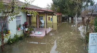 Milletvekili Öntürk, Hatay'da Selden Zarar Gören Köyleri Gezdi