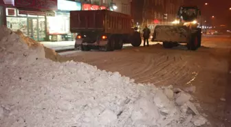 Yüksekova'da Kar Temizliği