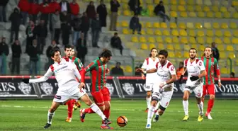 Karşıyaka-Kartal: 2-2