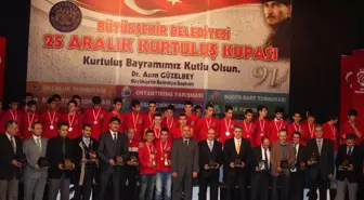 25 Aralık Kurtuluş Kupası Ödül Töreni Yapıldı